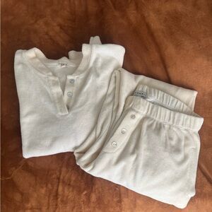 SOLD - NOT FOR SALE DONNI. Ivory Terry Lounge Set